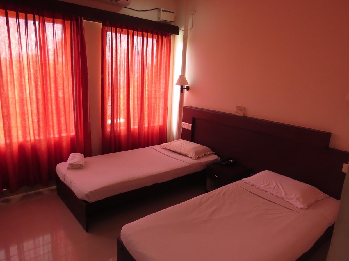 Lals Residency Hotel Adur Camera foto